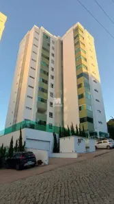 Apartamento com 3 Quartos para alugar, 134m² no São Luiz, Brusque