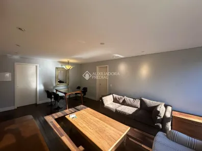 Apartamento com 2 Quartos para alugar, 180m² no Mont Serrat, Porto Alegre