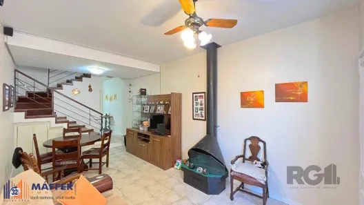 Casa de Condomínio com 3 Quartos à venda, 110m² no Teresópolis, Porto Alegre