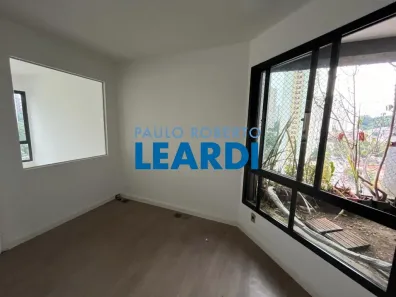 Ponto Comercial com 3 Quartos à venda, 55m² no Jardim Caboré, São Paulo