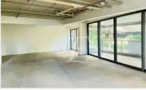 Ponto Comercial para alugar, 210m² no Cerqueira César, São Paulo