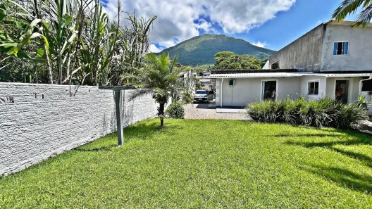 Casa com 3 Quartos à venda, 203m² no Praia de Fora, Palhoça