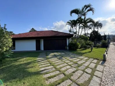 Casa com 4 Quartos à venda, 224m² no Boa Vista, Joinville
