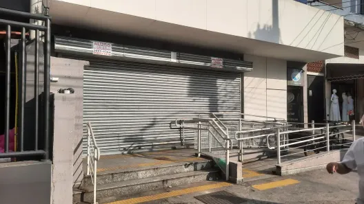Ponto Comercial para alugar, 450m² no Vila da Penha, Rio de Janeiro