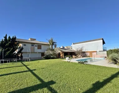 Casa com 9 Quartos à venda, 20m² no , Imbé