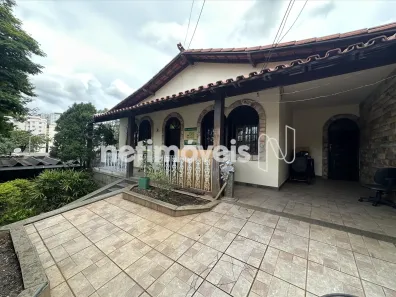 Casa com 4 Quartos à venda, 500m² no Califórnia, Belo Horizonte