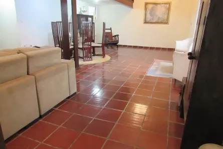 Casa com 2 Quartos à venda, 206m² no Jardim Independência, São Vicente