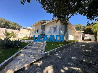 Fazenda/Sítio com 3 Quartos à venda, 250m² no Vale Verde, Valinhos