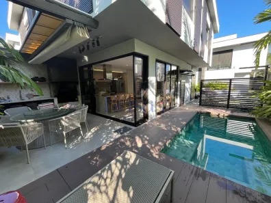 Casa de Condomínio com 4 Quartos para alugar, 162m² no Camburi, São Sebastião