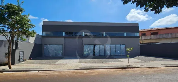 Galpão/Depósito/Armazém à venda, 434m² no Messiânico, Londrina