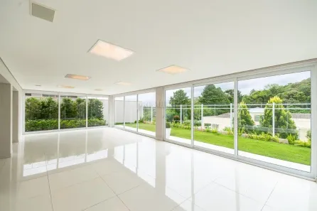 Casa com 4 Quartos para alugar, 525m² no São João, Curitiba
