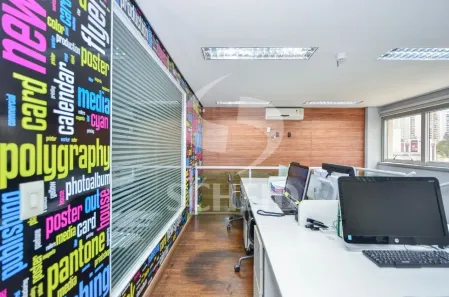 Imóvel Comercial com 3 Quartos para alugar, 140m² no Vila Andrade, São Paulo