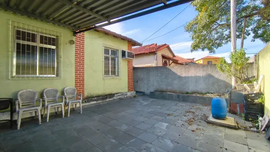 Casa com 4 Quartos à venda, 300m² no Marechal Hermes, Rio de Janeiro