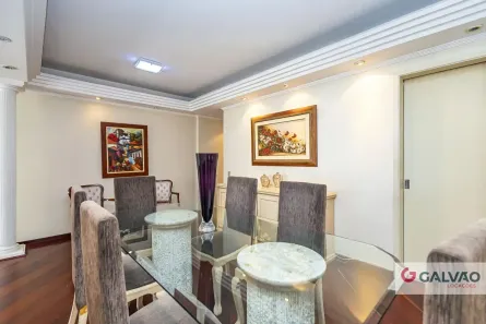 Apartamento com 3 Quartos para alugar, 32m² no Água Verde, Curitiba