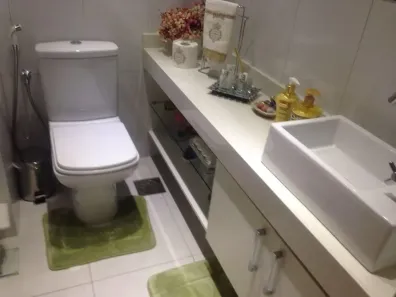 Apartamento com 4 Quartos para alugar, 173m² no Piratininga, Niterói