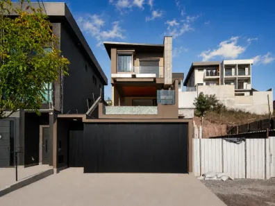 Casa com 3 Quartos à venda, 232m² no Portais (Polvilho), Cajamar