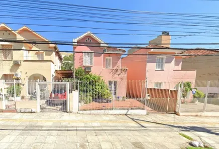 Casa com 3 Quartos à venda, 109m² no Menino Deus, Porto Alegre