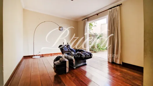 Casa com 3 Quartos à venda, 220m² no Jardim Luzitânia, São Paulo