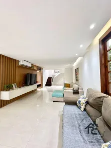 Casa de Condomínio com 4 Quartos à venda, 700m² no Itaipu, Niterói