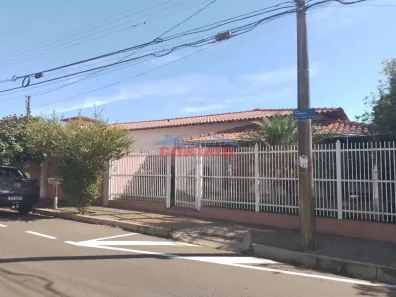 Imóvel Comercial com 2 Quartos à venda, 180m² no Jardim Macarenco, São Carlos