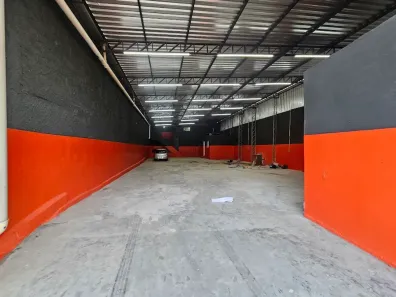 Galpão/Depósito/Armazém para alugar, 342m² no Vila Paraíso, Guarulhos