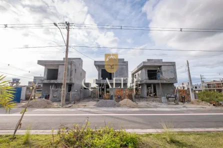 Casa de Condomínio com 3 Quartos à venda, 131m² no Ingleses do Rio Vermelho, Florianópolis