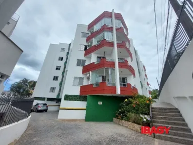Apartamento com 2 Quartos para alugar, 71m² no Carvoeira, Florianópolis