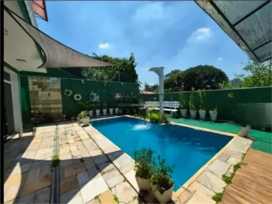 Sobrado com 4 Quartos à venda, 300m² no Jardim Leonor, São Paulo