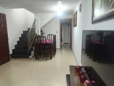Sobrado com 2 Quartos à venda, 100m² no Parque Sevilha, São Paulo