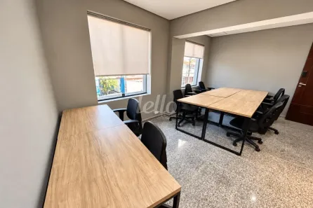 Sala Comercial para alugar, 30m² no Jardim das Acácias, São Paulo