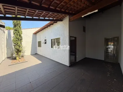 Casa com 3 Quartos para alugar, 250m² no Jaraguá, Uberlândia