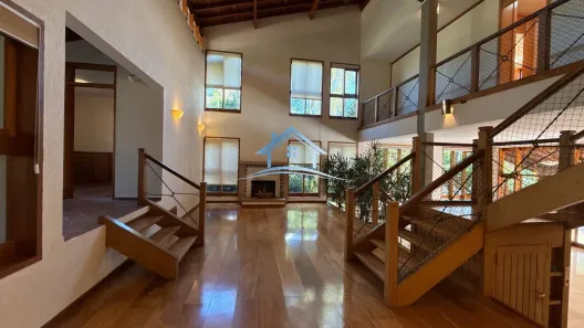 Casa com 4 Quartos para alugar, 439m² no Jardim Madalena, Campinas