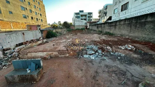 Lote/Terreno à venda, 488m² no Centro, Sete Lagoas