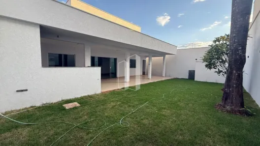 Casa com 3 Quartos à venda, 240m² no Jardim Atlântico, Goiânia