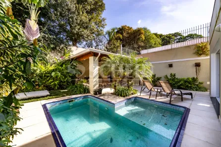 Casa com 3 Quartos à venda, 370m² no Santo Amaro, São Paulo