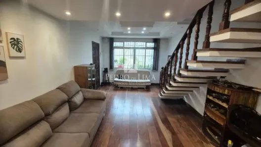 Sobrado com 3 Quartos à venda, 240m² no Parque Boturussu, São Paulo