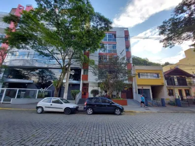 Apartamento com 1 Quarto para alugar, 87m² no Centro, Nova Friburgo