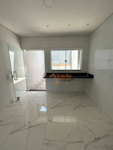 Sobrado com 2 Quartos à venda, 82m² no Jardim Pinheirinho, Itaquaquecetuba