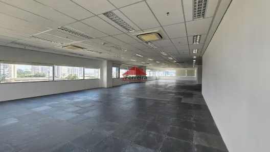 Sala Comercial para alugar, 1430m² no Lapa de Baixo, São Paulo
