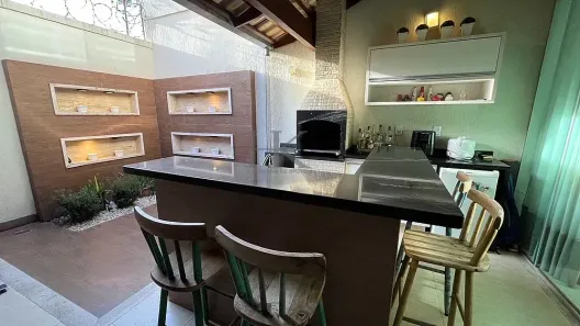 Casa de Condomínio com 3 Quartos à venda, 220m² no Parque Amazônia, Goiânia