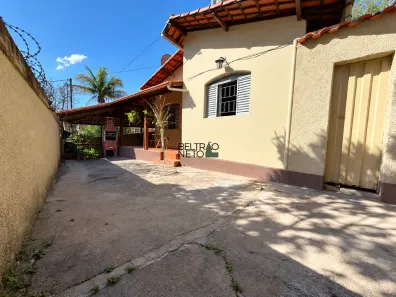 Casa com 3 Quartos à venda, 94m² no Havaí, Belo Horizonte