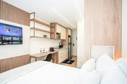 Apartamento com 1 Quarto para alugar, 17m² no Centro, Curitiba