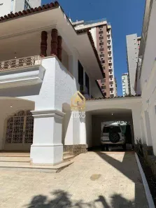 Casa com 4 Quartos à venda, 424m² no Lourdes, Belo Horizonte