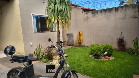 Casa com 3 Quartos à venda, 114m² no Parque das Flores, Goiânia