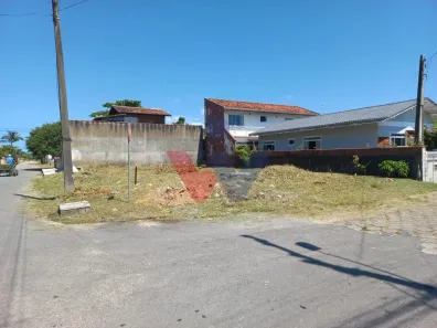 Lote/Terreno à venda, 252m² no Praia da Enseada, São Francisco do Sul
