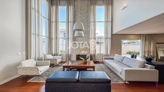 Casa de Condomínio com 5 Quartos à venda, 373m² no Campo Comprido, Curitiba
