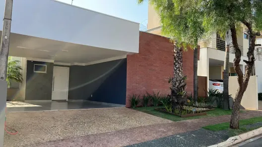 Casa de Condomínio com 3 Quartos para alugar, 250m² no Jardim Colonial, Bauru