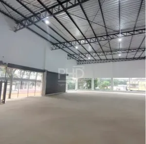 Galpão/Depósito/Armazém para alugar, 396m² no Vila Gilda, Santo André