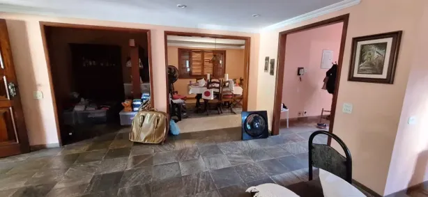 Casa com 6 Quartos à venda, 356m² no Camboinhas, Niterói