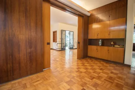 Casa com 3 Quartos à venda, 232m² no Sumaré, São Paulo